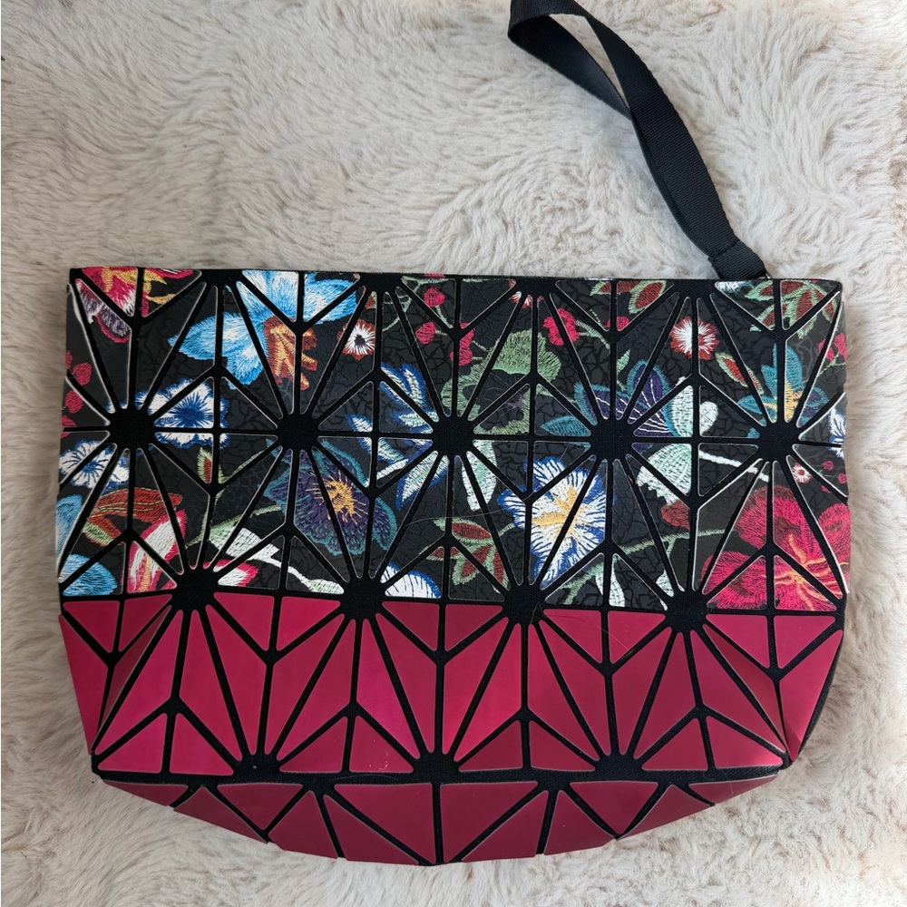 Emilio Pepe Italy Geometric Pink & Black Floral Clutch Purse/Bag - Picture 2 of 4